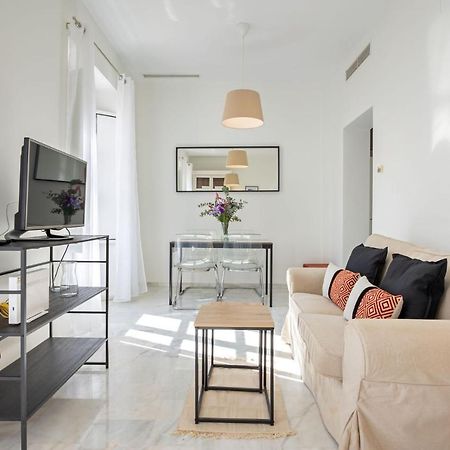 Muro City Center Suite By Valcambre Севиля Екстериор снимка